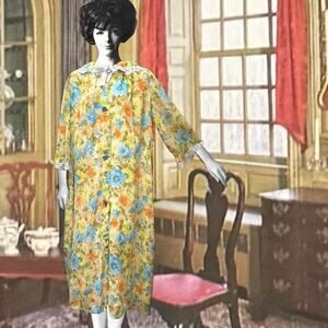 Vintage 1960s Delicate Floral Housecoat Yellow Robe White Lace Trim Ribbon Tie
